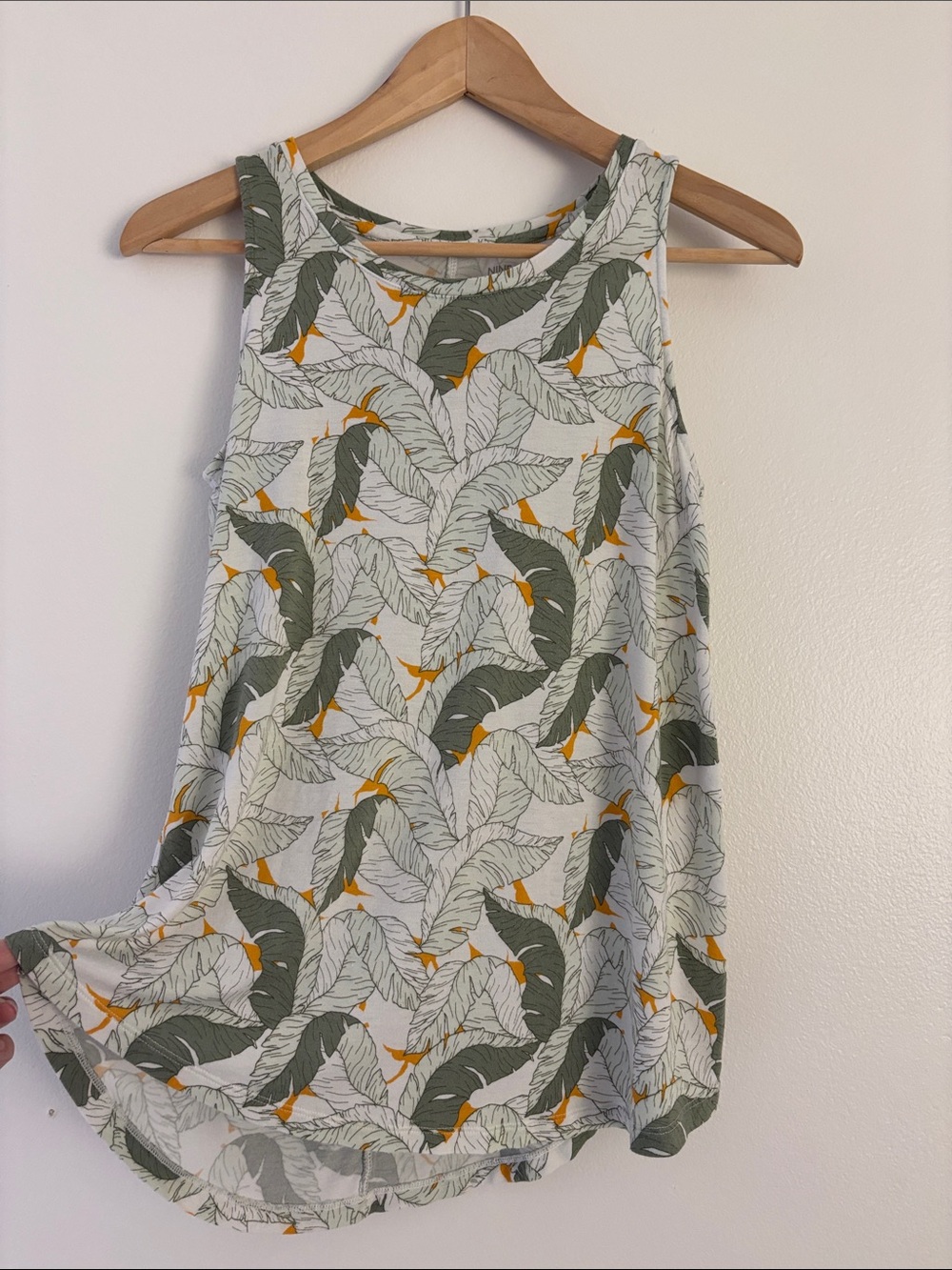 Nine West Olive and Mustard Leaf-Print Tank Top